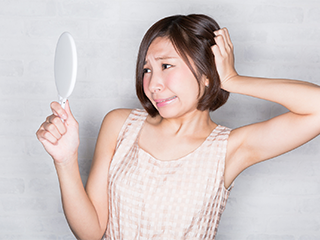 顔のたるみ・法令線が気になる